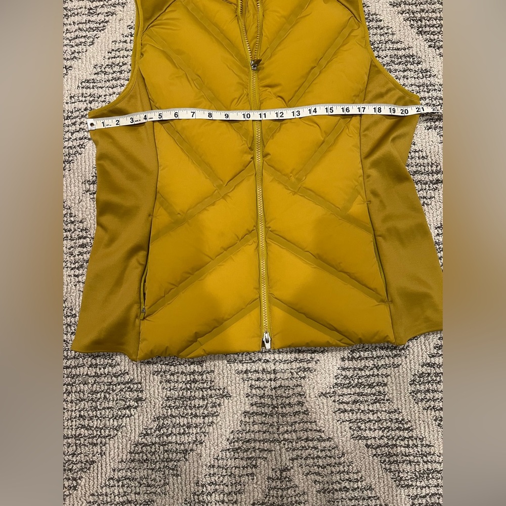Athleta Inlet Mustard Yellow Vest - Picture 7 of 10